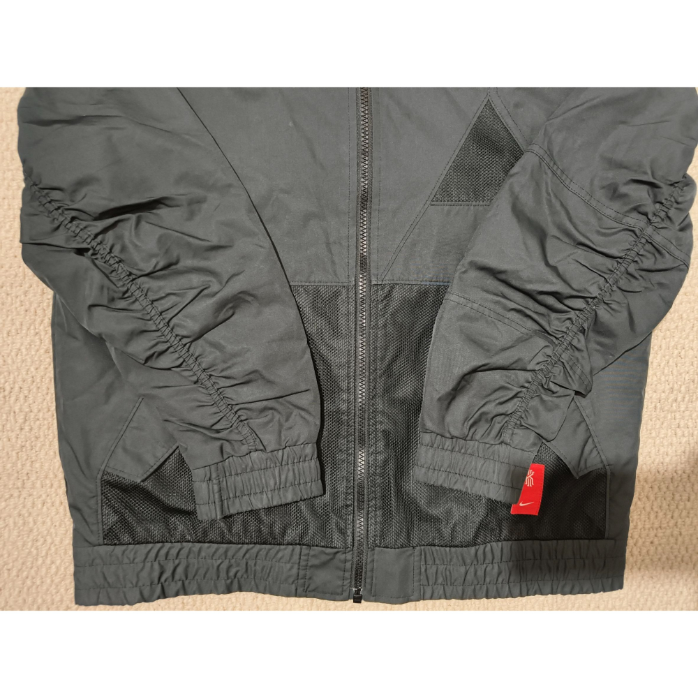 (1013) NIKE 大童 外套 胸圍110 衣長62 CU8921 010-細節圖2