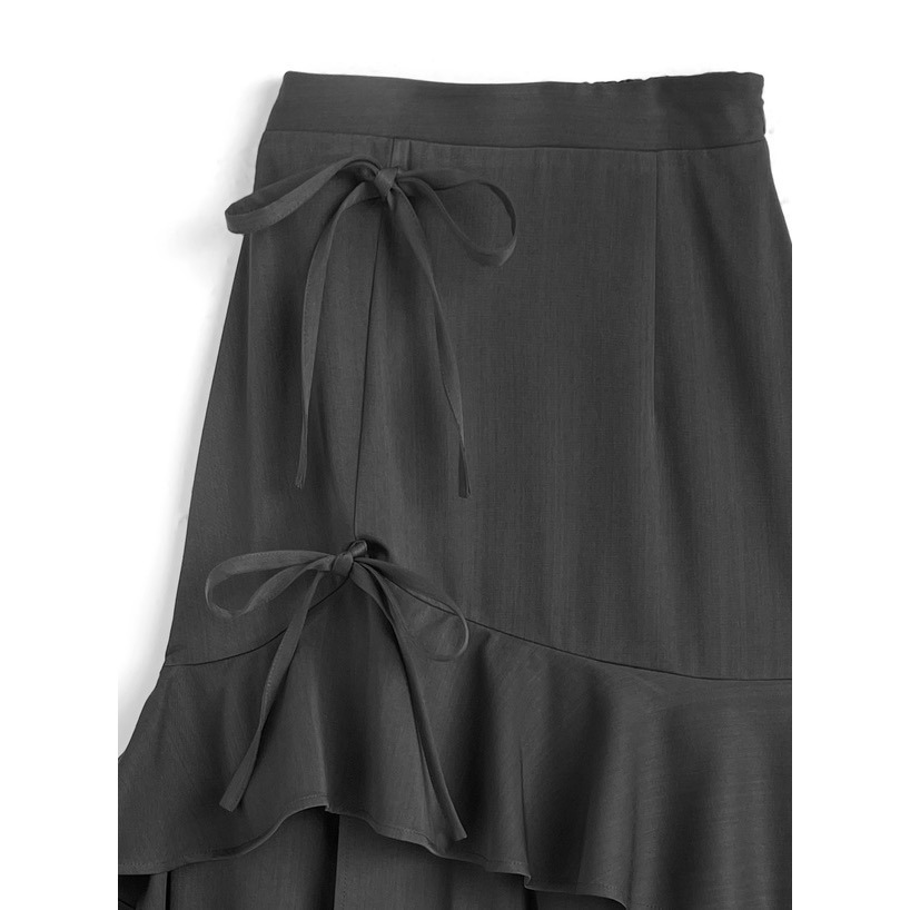 Anita Japan代購 🌸 日本 GRL 氣質簡約 荷葉邊蝴蝶結開衩裙 不規則 荷葉邊 長裙 開衩 ws25-細節圖9