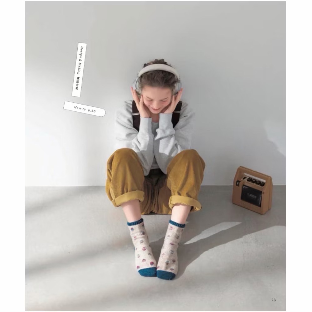 日文編織書 鉤針編織可愛保暖襪子設計作品集 CROCHET SOCKS-細節圖4
