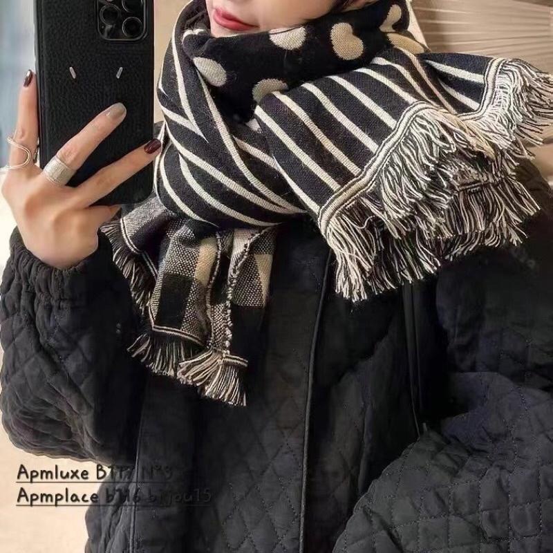 MiaoMiao Korea 百搭款 黑白幾何圖案圍巾 秋冬 東大門 正韓代購-細節圖8