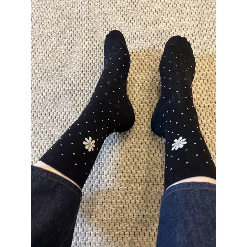 【現+預】MiaoMiao Korea 亮絲小雛菊中筒襪 秋季 東大門 正韓代購-細節圖2