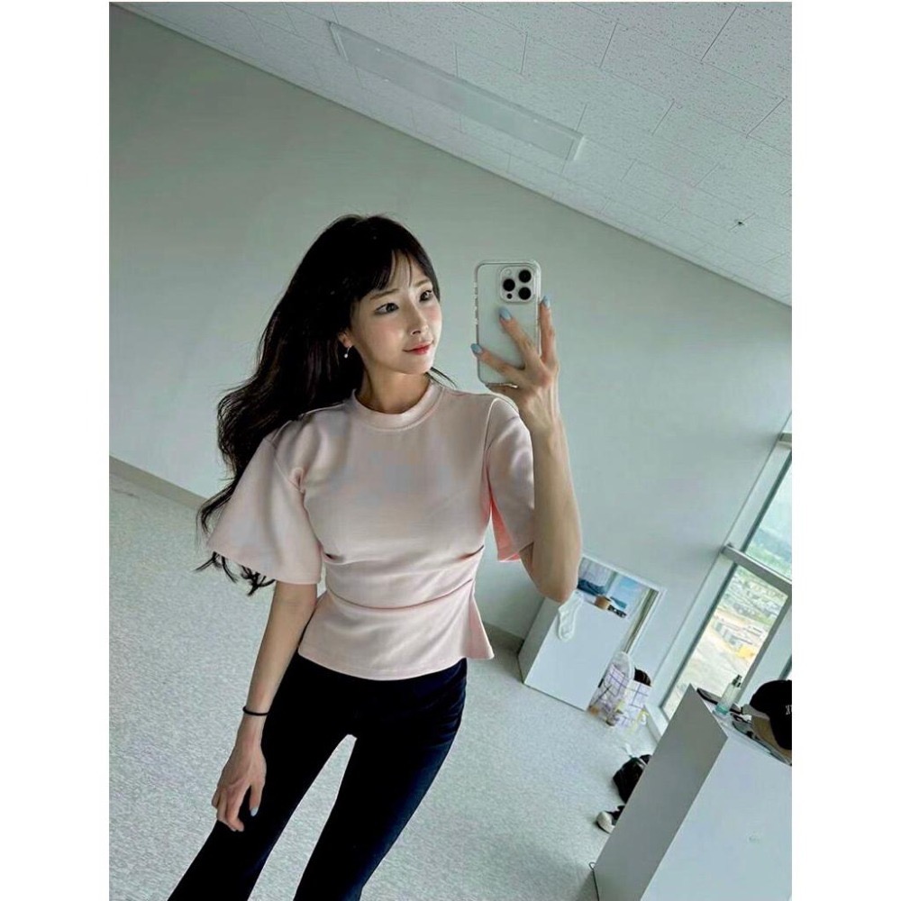 【現貨】MiaoMiao Korea 強制顯瘦‼️ 厚磅開衩收腰上衣 春夏 東大門 正韓代購-細節圖3