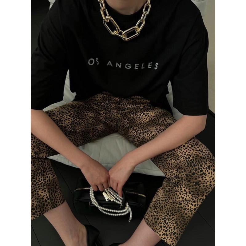 【現貨】MiaoMiao Korea 時尚簡約 閃亮字母短袖上衣 春季 東大門 正韓代購-細節圖2