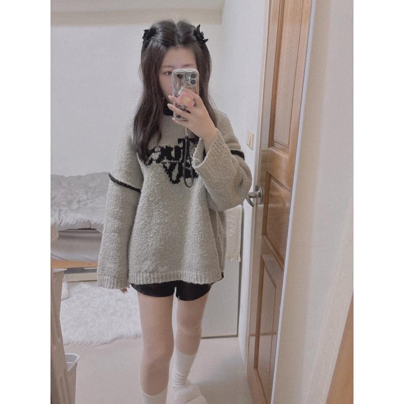 【現貨】MiaoMiao Korea 輕柔質感好 QQ毛字母長版毛衣 秋冬 東大門 正韓代購-細節圖2