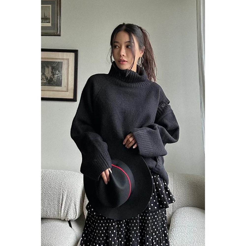 【現貨】MiaoMiao Korea 超級溫暖 設計感高領斜釦毛衣 冬季 東大門 正韓代購-細節圖6