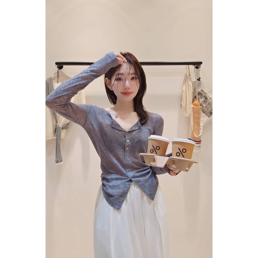 MiaoMiao Korea 開衩天絲羊毛亨利領T Copiner 漂亮歐膩 秋季 東大門 正韓代購-細節圖4