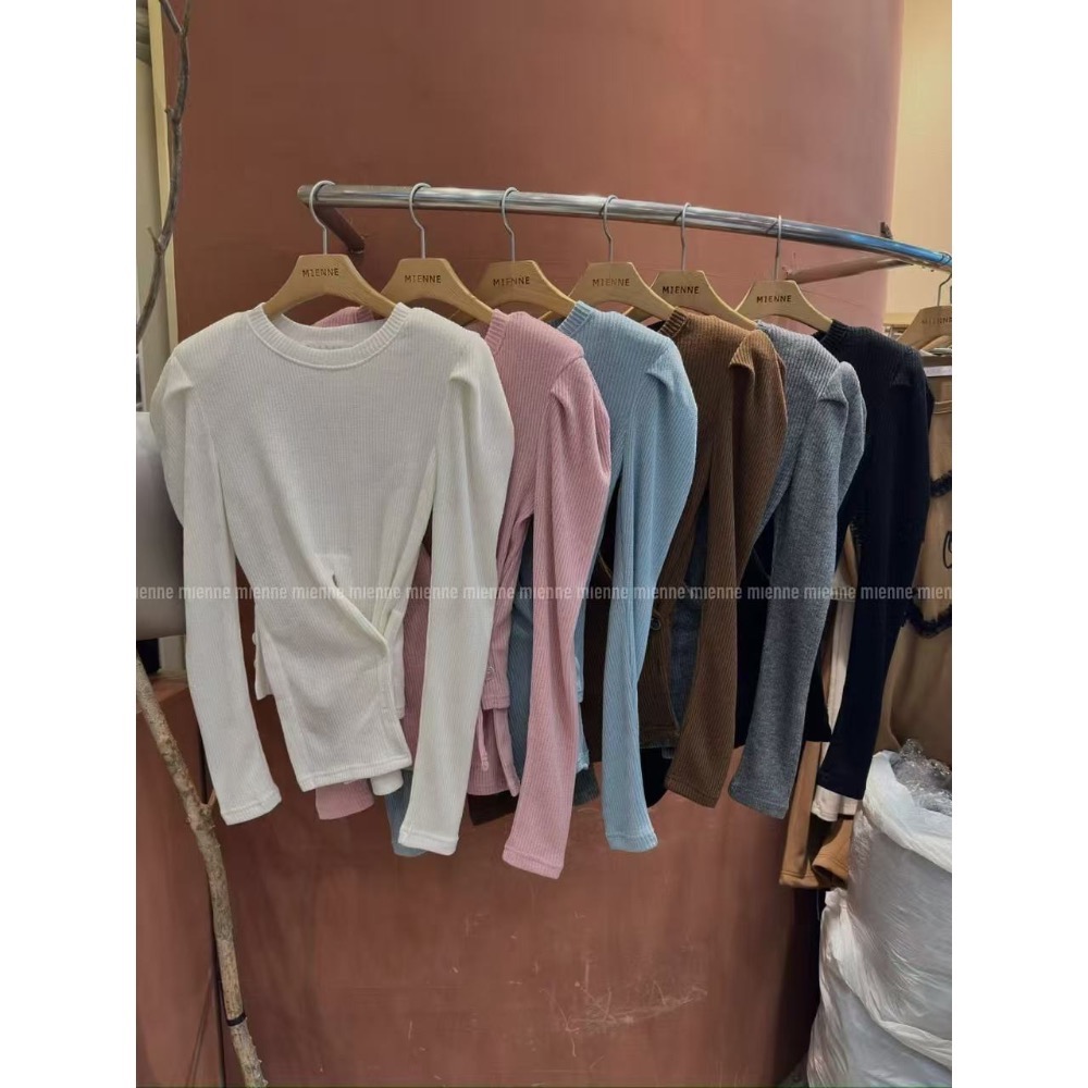 【現貨】MiaoMiao Korea 交叉釦設計澎袖上衣 Mienne 米妮歐膩 秋冬 東大門 正韓代購-細節圖11