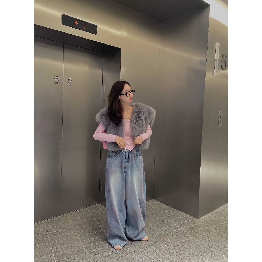 MiaoMiao Korea 千金感毛絨絨背心外套 Mienne 米妮歐膩 秋冬 東大門 正韓代購-細節圖4