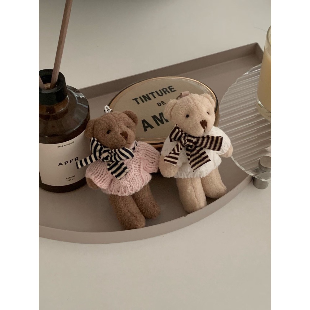 MiaoMiao Korea 韓系質感 🧸 暖心麻花毛衣小熊掛飾 包包吊飾 秋冬 東大門 正韓代購-細節圖3