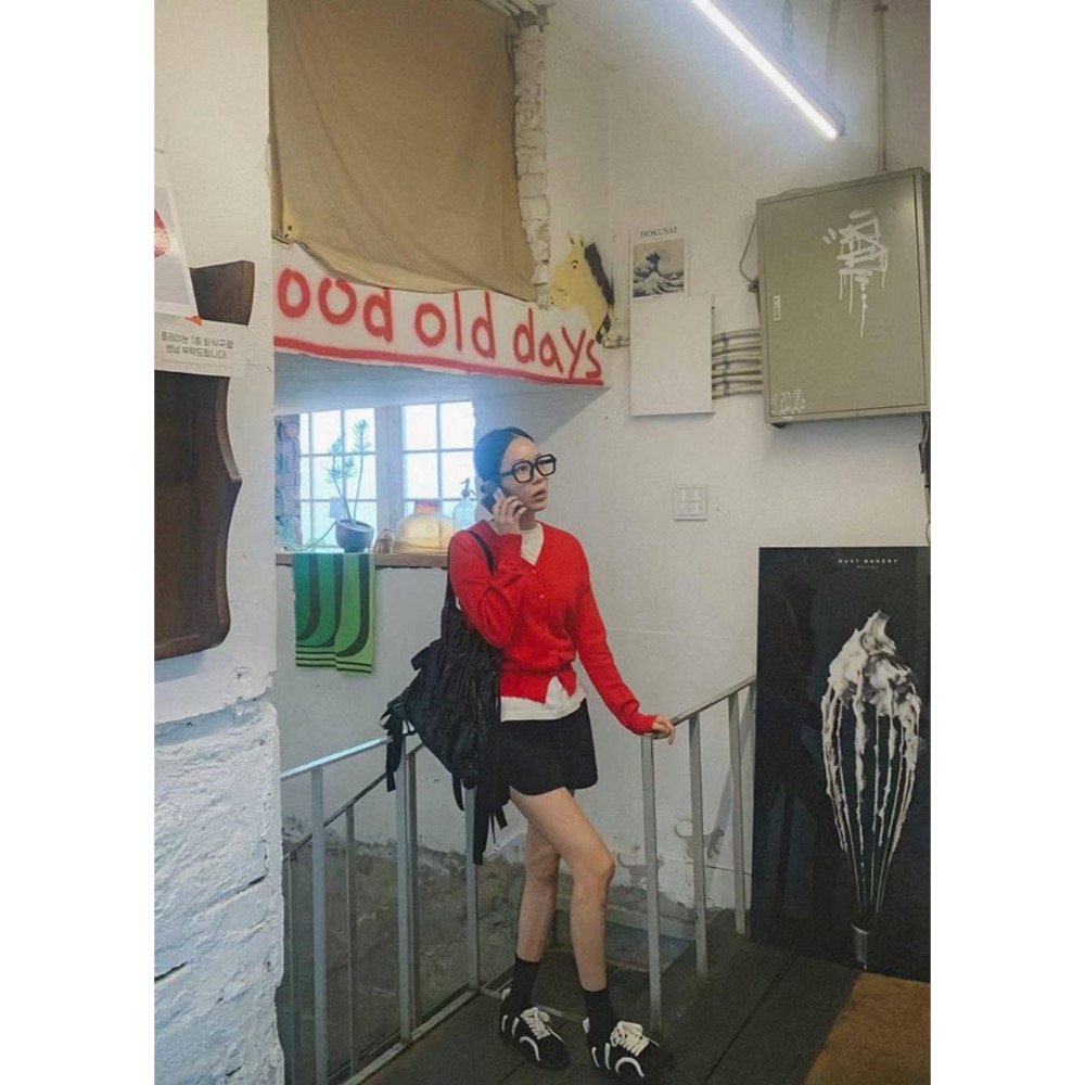 MiaoMiao Korea 素色百搭 V領繫釦開衫外套 春季 東大門 正韓代購-細節圖4