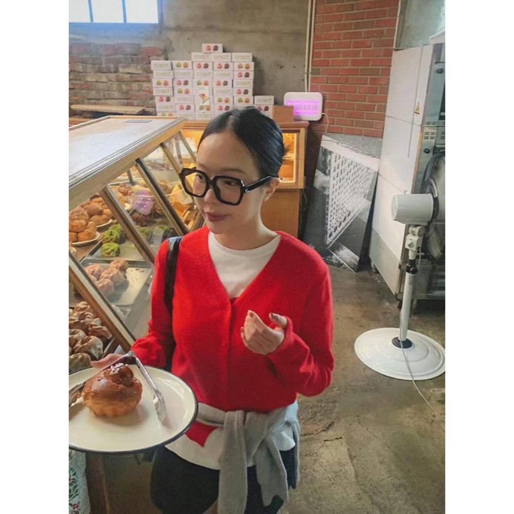 MiaoMiao Korea 素色百搭 V領繫釦開衫外套 春季 東大門 正韓代購-細節圖5