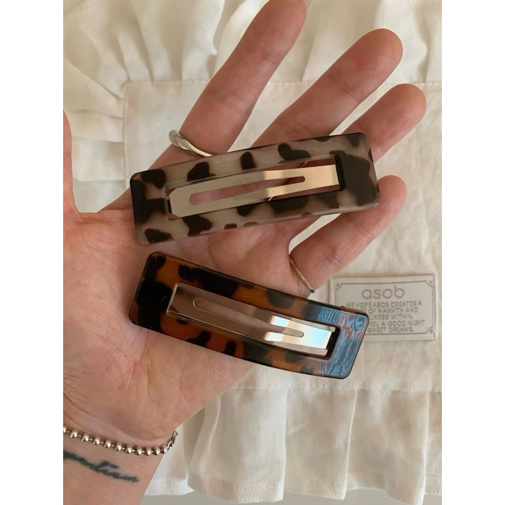 MiaoMiao Korea 清冷小姐姐必備🤎 復古琥珀髮夾（單枚）  秋冬 東大門 正韓代購-細節圖8