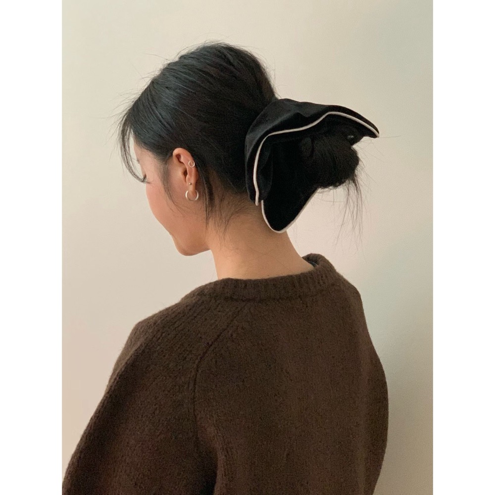 MiaoMiao Korea 法式赫本風🖤 黑色絲絨撞色滾邊髮圈 秋冬 東大門 正韓代購-細節圖4