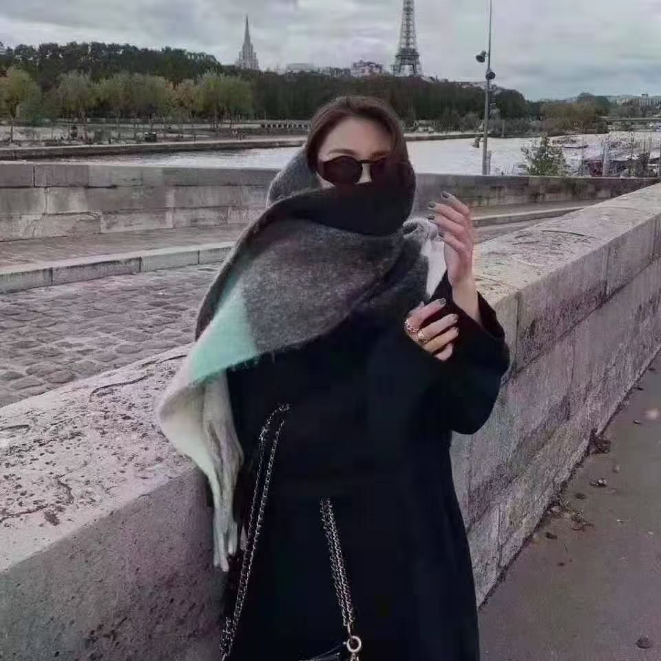 MiaoMiao Korea 顯臉小神器 馬海毛感拼色大格紋圍巾🧣 冬季 東大門 正韓代購-規格圖9