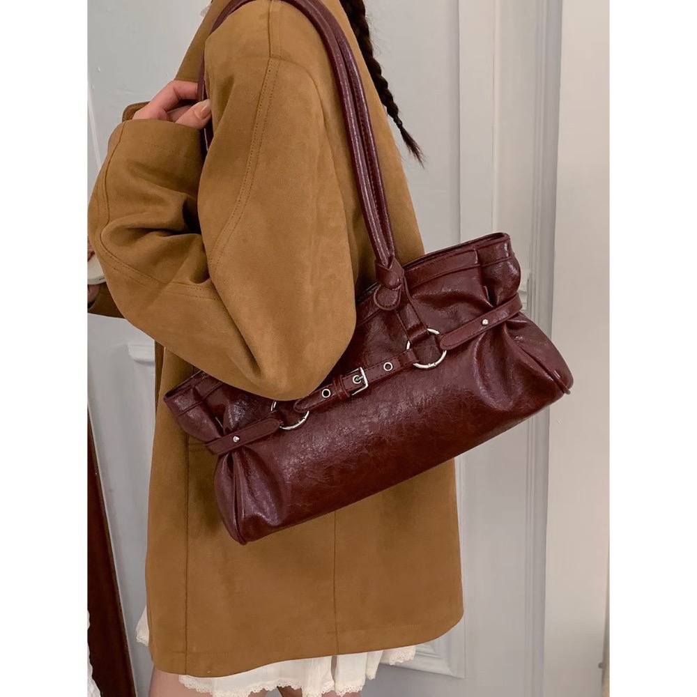 MiaoMiao Korea 時髦精們快收👜 復古皮帶釦肩背包 秋冬 東大門 正韓代購-細節圖6
