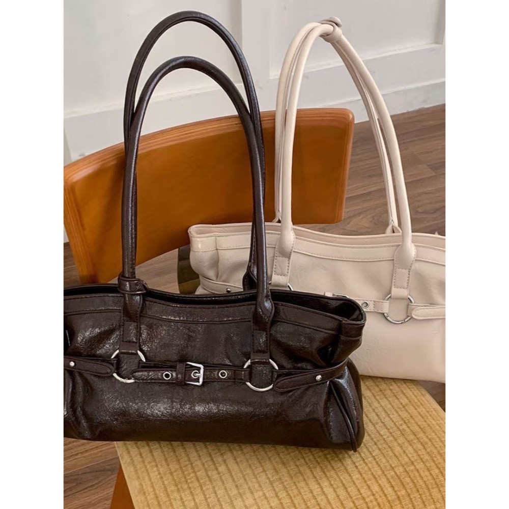 MiaoMiao Korea 時髦精們快收👜 復古皮帶釦肩背包 秋冬 東大門 正韓代購-細節圖8