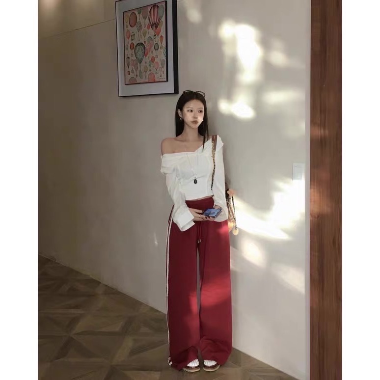 【現貨】MiaoMiao Korea 穿上即女神✨ 收腰斜肩大V領上衣 春季 東大門 正韓代購-細節圖6