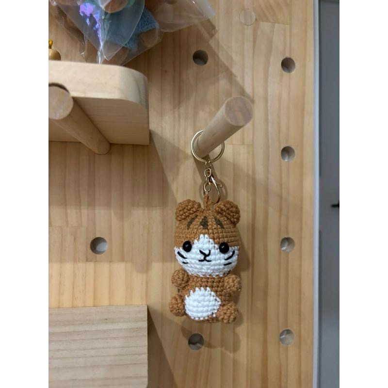 Jojo愛編織 貓咪吊飾 客製 貓咪鑰匙圈 毛線編織娃娃 純手工-細節圖4