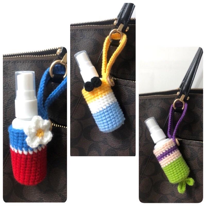 Jojo愛編織 酒精瓶袋-A 毛線編織(含30ml酒精空瓶) 酒精瓶套 屹耳 維尼 米奇 酒精袋 酒精隨身袋酒精瓶收納袋-細節圖3
