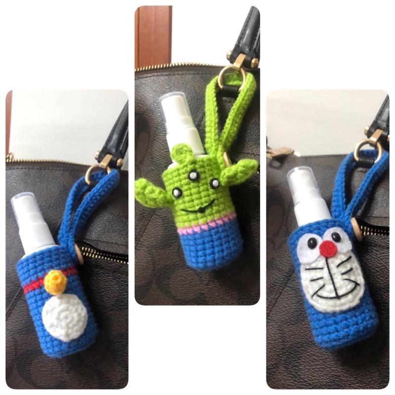 Jojo愛編織 酒精瓶袋-A 毛線編織(含30ml酒精空瓶) 酒精瓶套 屹耳 維尼 米奇 酒精袋 酒精隨身袋酒精瓶收納袋-細節圖7