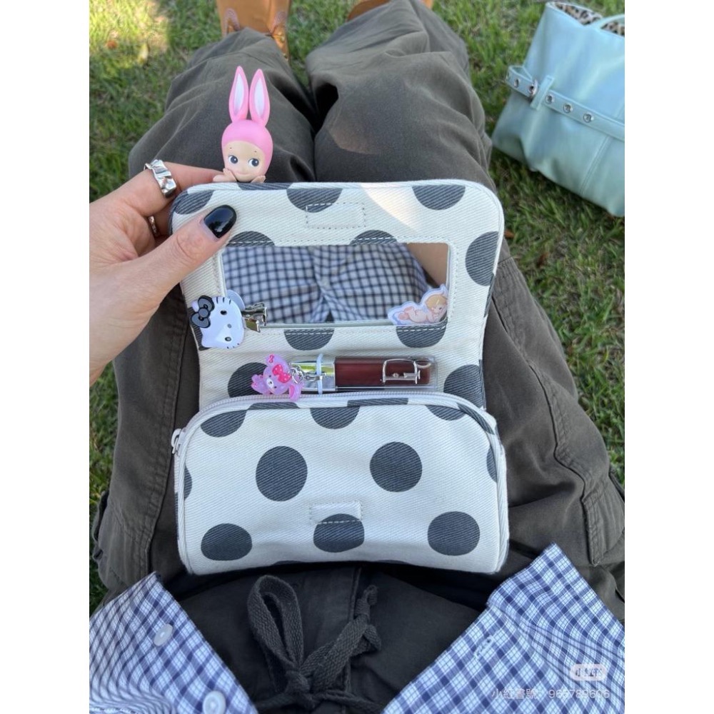 Brandy Melville Polka Dot Makeup Bag-細節圖4