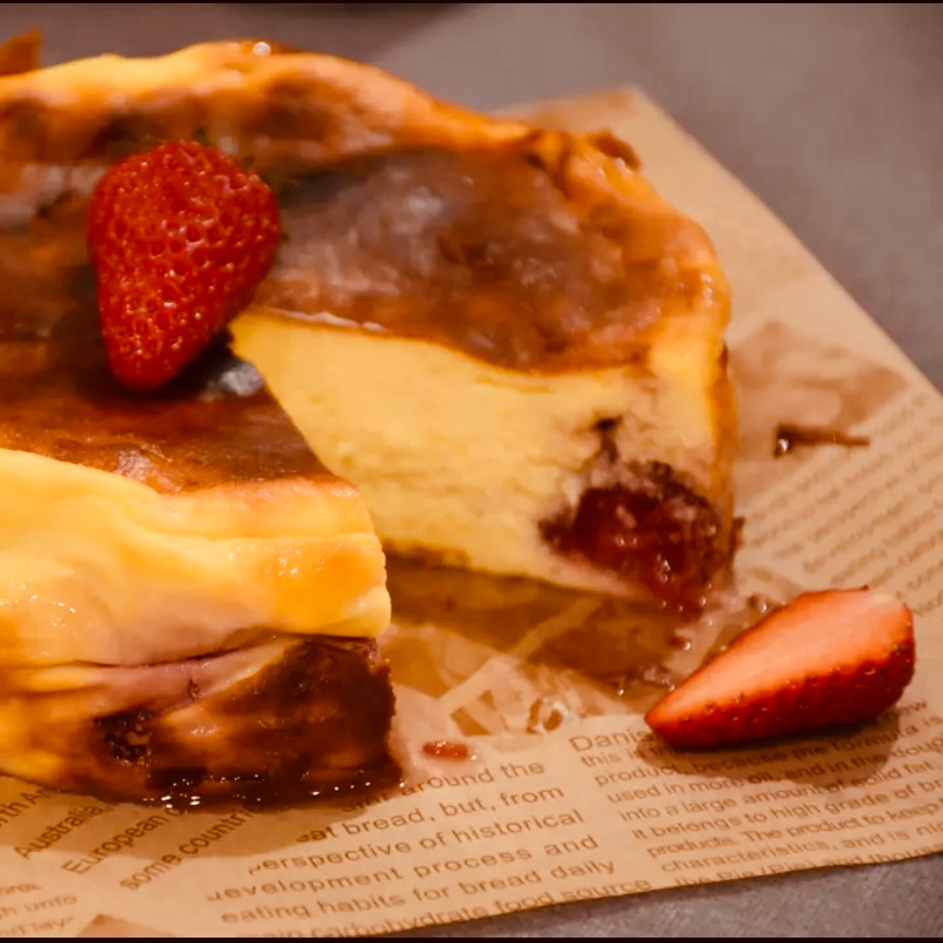 【無糖之家】草莓巴斯克乳酪蛋糕6吋600克 一顆就免運 第二顆再折100 無加砂糖無麵粉無麩質-細節圖2