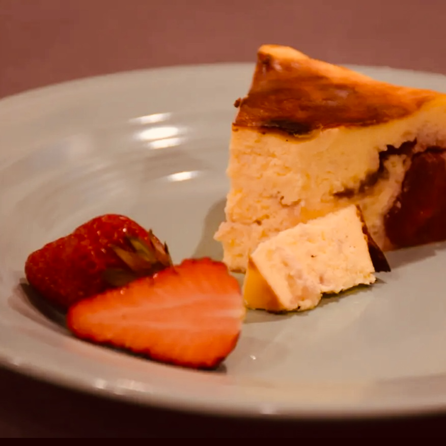 【無糖之家】草莓巴斯克乳酪蛋糕6吋600克 一顆就免運 第二顆再折100 無加砂糖無麵粉無麩質-細節圖3