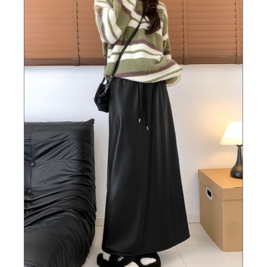 高腰顯瘦 黑色開叉皮裙 百搭pu皮長裙 (S-XL) | kukuta-細節圖9