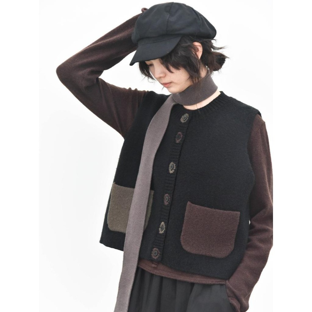 撞色手工扣眼針織背心 小眾設計雙口袋馬甲 *3色 | kukuta-細節圖5