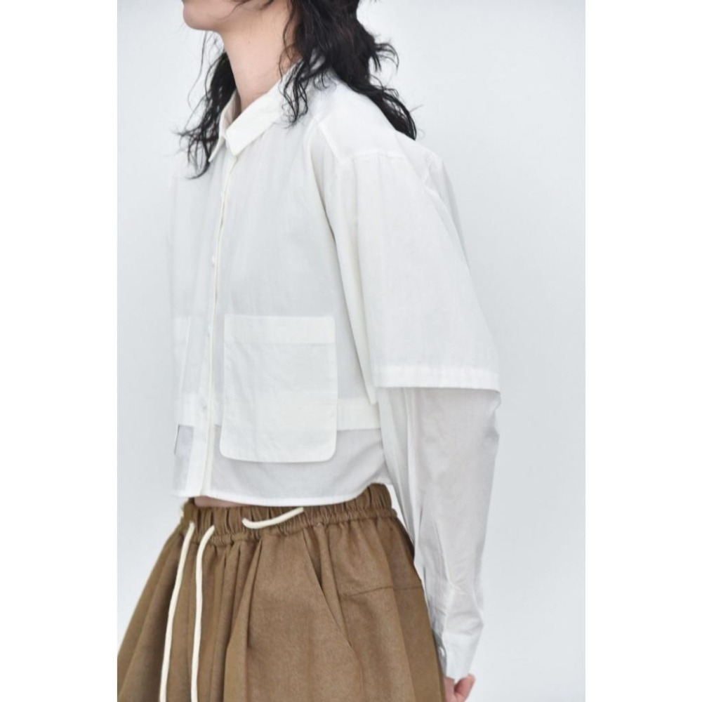 現+預 日系設計 撞色假兩件拼貼大口袋短版襯衫 *4色 | kukuta-細節圖2
