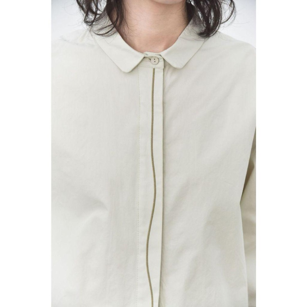 現+預 日系穿搭 撞色花朵貼布長袖襯衫 小眾設計文藝上衣 *3色 | kukuta-細節圖8