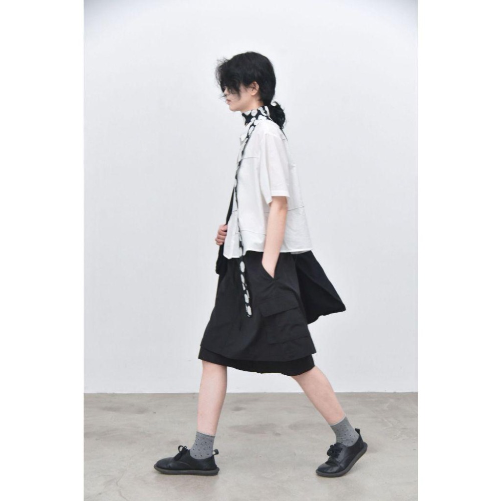 日系小眾 交錯線條細波浪簡約襯衫 短袖工裝上衣 *4色 | kukuta-細節圖3