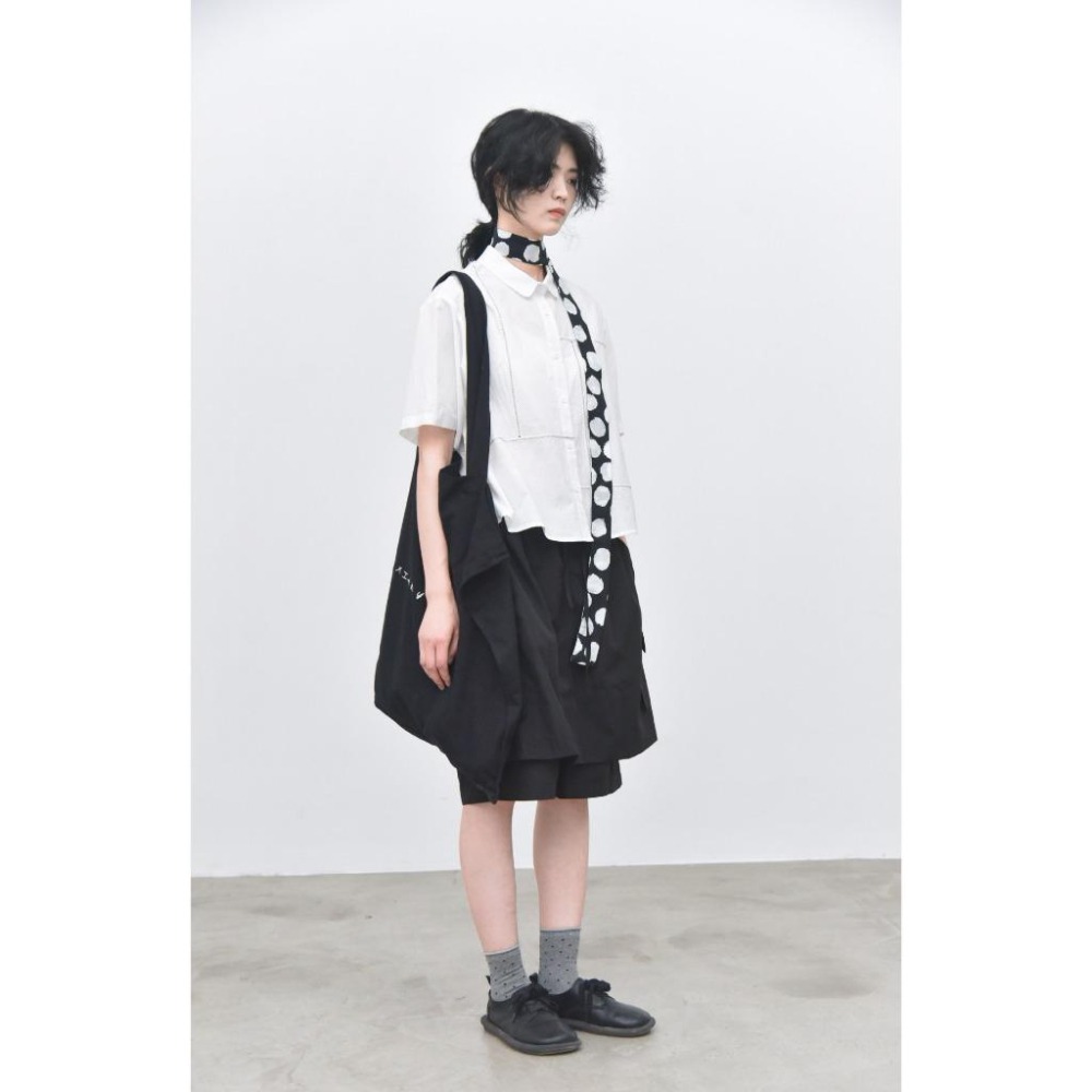 日系小眾 交錯線條細波浪簡約襯衫 短袖工裝上衣 *4色 | kukuta-細節圖6