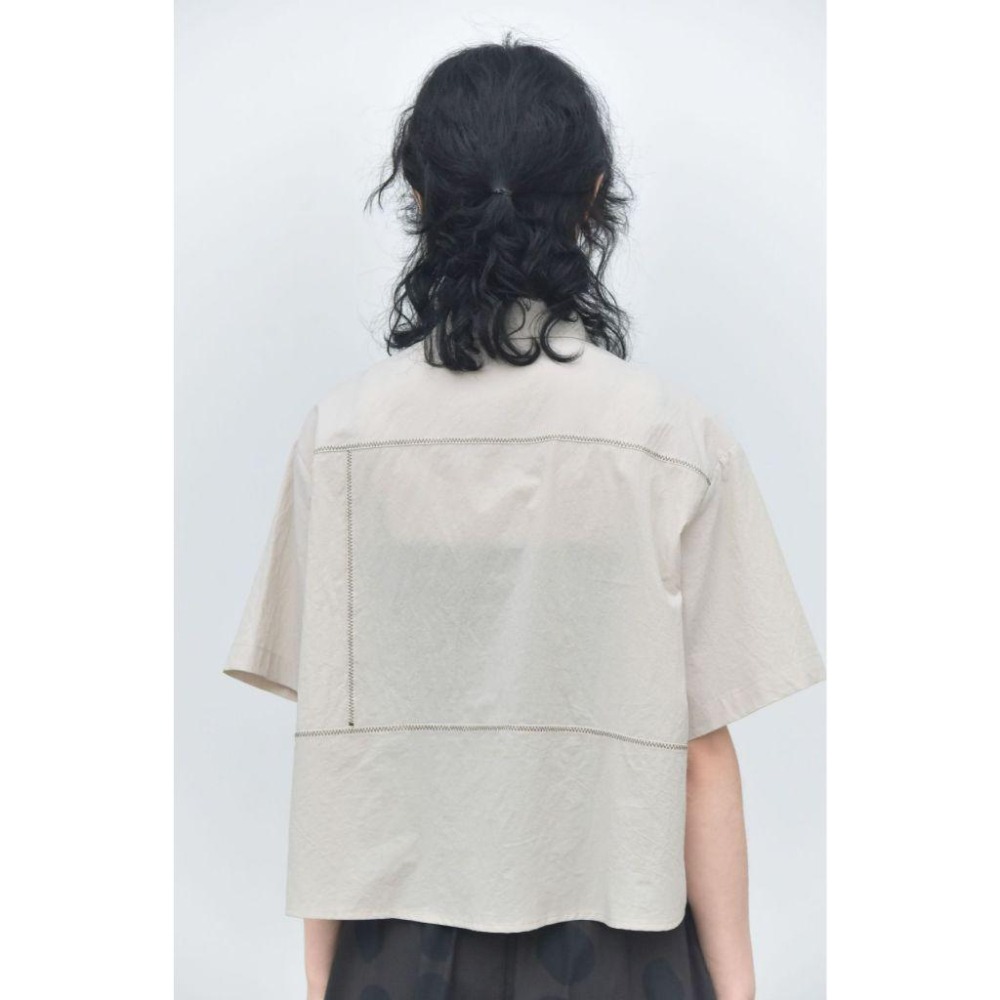 日系小眾 交錯線條細波浪簡約襯衫 短袖工裝上衣 *4色 | kukuta-細節圖8