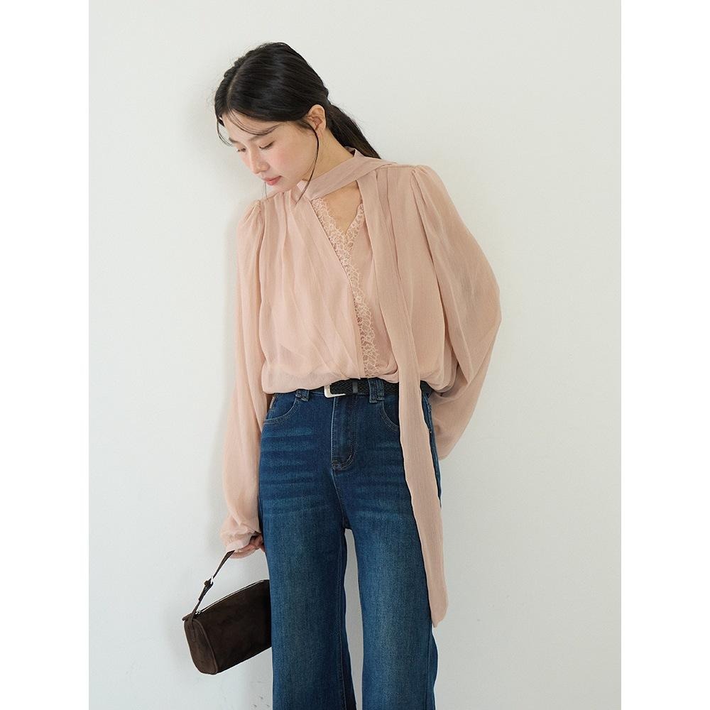 約會出遊 蕾絲V領飄帶上衣 短版氣質透膚襯衫 *2色 | kukuta-細節圖2