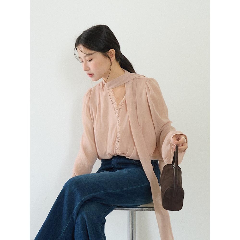 約會出遊 蕾絲V領飄帶上衣 短版氣質透膚襯衫 *2色 | kukuta-細節圖5