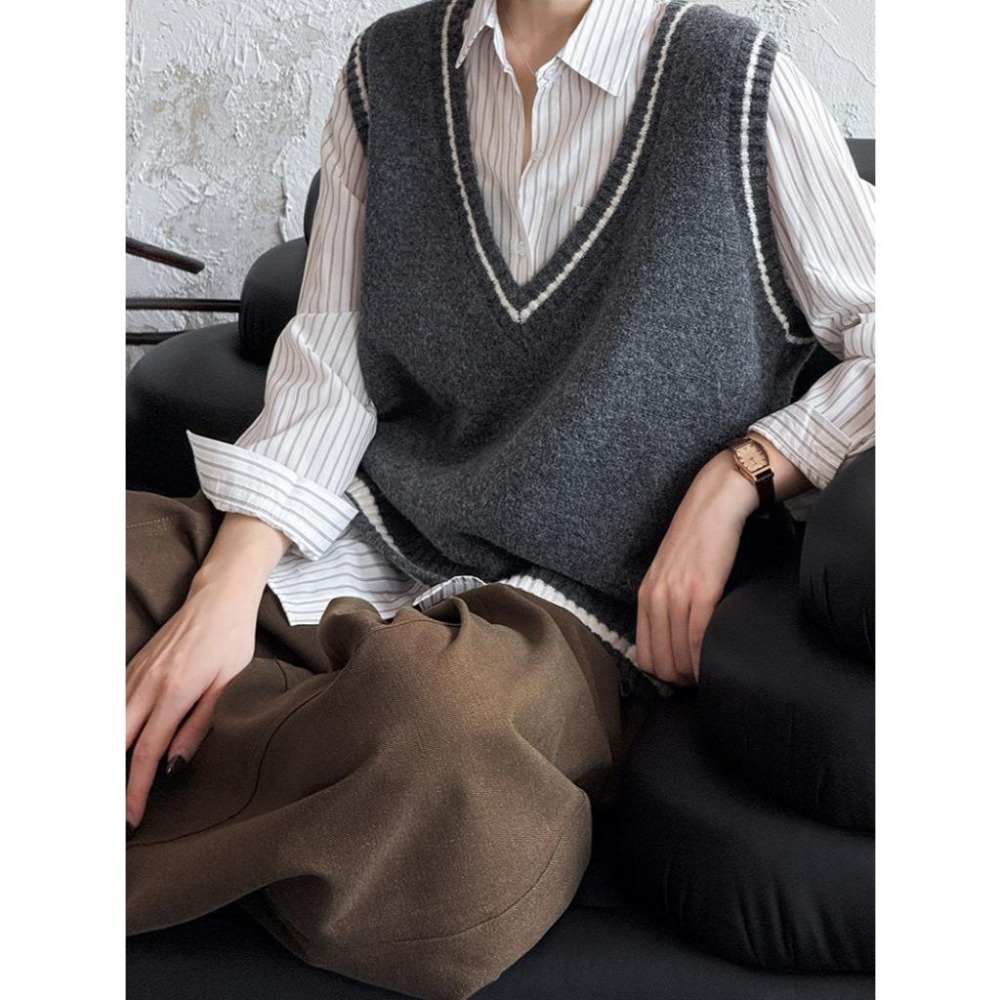 層次穿搭 學院風大V領撞色針織馬甲背心 *3色 | kukuta-細節圖2