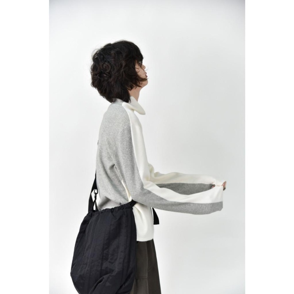 現+預 前後兩穿 撞色軟糯高領上衣 *3色 | kukuta-細節圖5