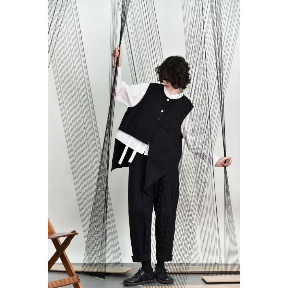 撞色扣不規則尖角下擺馬甲背心*3色 | kukuta-細節圖5