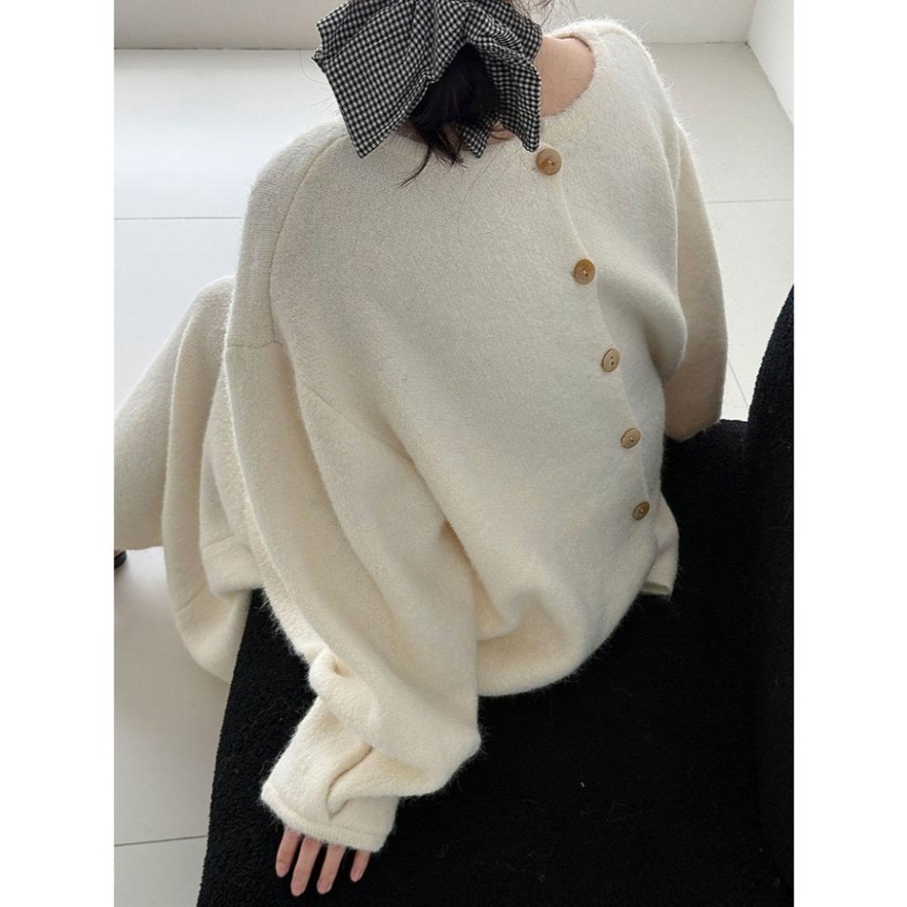 韓系秋冬 溫暖後排釦慵懶毛衣+針織半身裙套裝 *2色 | kukuta-細節圖9