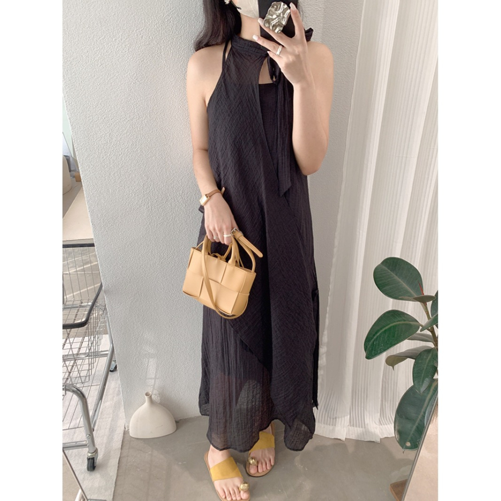 夏季掛脖連身裙 純色無袖收腰設計 不規則氣質長裙 *4色 | kukuta-細節圖2