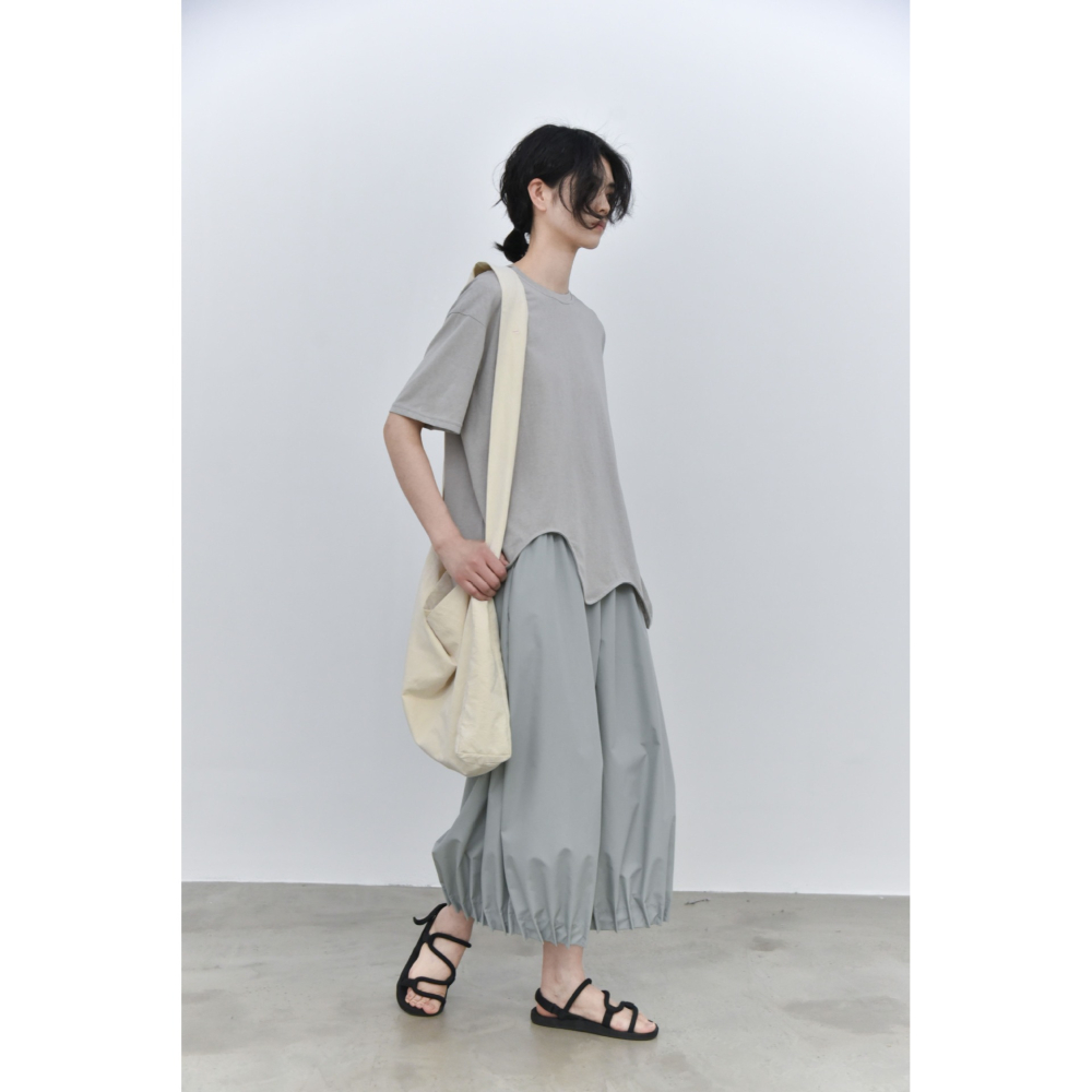 不規則波浪下擺T恤女  寬鬆設計感短袖上衣 *4色 | kukuta-細節圖3