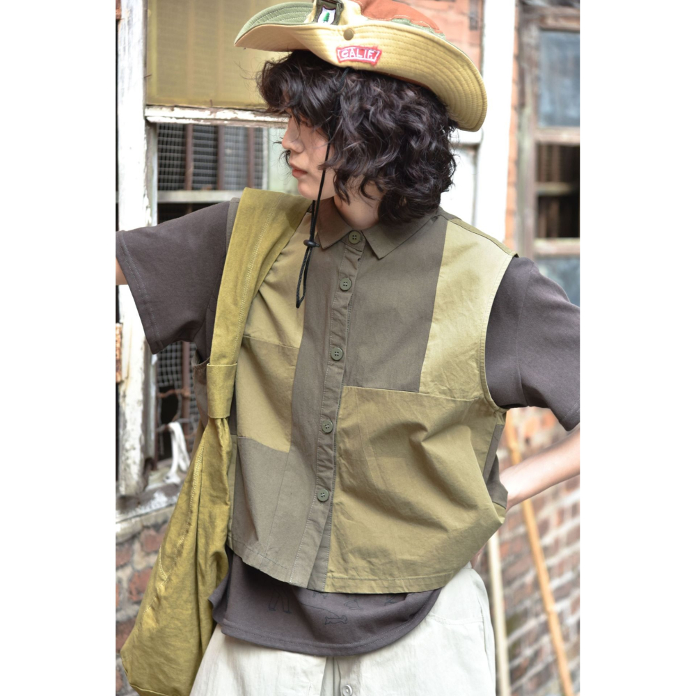 設計款撞色拼接工裝背心 日系復古馬甲背心 *2色 | kukuta-細節圖2