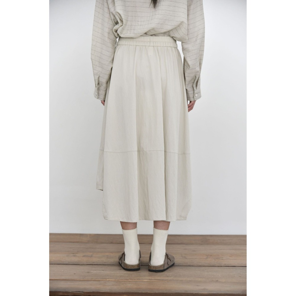 日系極簡設計半身裙 缺口下擺垂順版型 寬鬆山系長裙 *3色 | kukuta-細節圖7