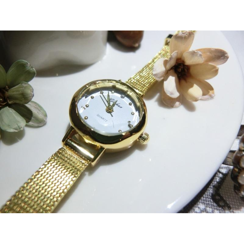 現貨 八心八箭鑽石切割鏡面小金錶 女錶 手錶 鑽錶 金錶 韓國錶 錶 情人節禮物 韓國製 質感 氣質 鑽石鏡面 禮物-細節圖3