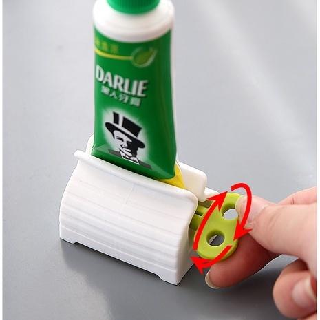 💋紅唇💋 擠牙膏器 （2入裝）韓版 嘴唇 多用擠壓器 牙膏 美白 刷牙 節省不浪費 洗面乳-細節圖5