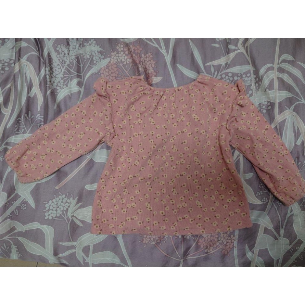 二手 lativ 羅紋荷葉造型上衣 90-細節圖2