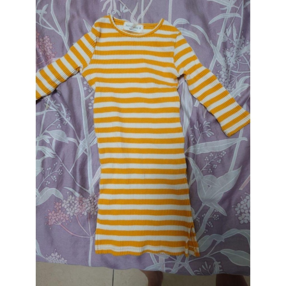 二手 正韓童裝 Dailybebe XS-細節圖2