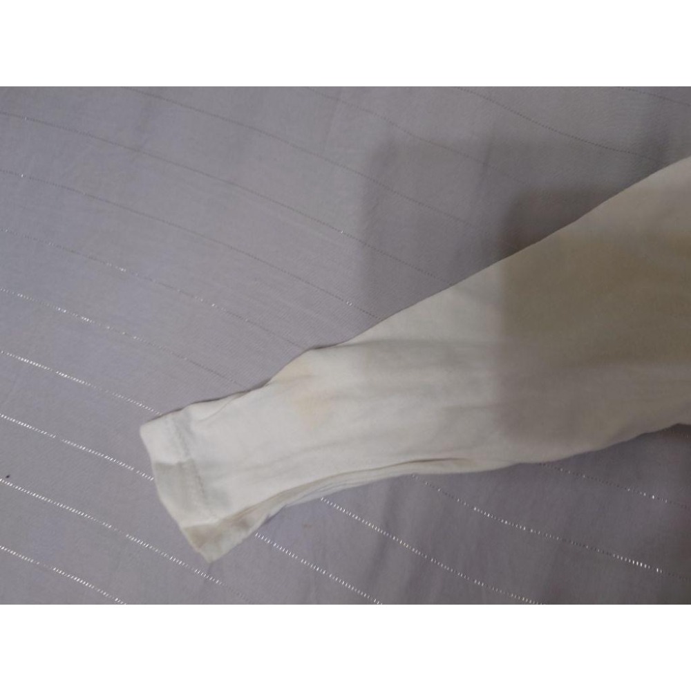 二手 ZARA 白色上衣 74-細節圖2