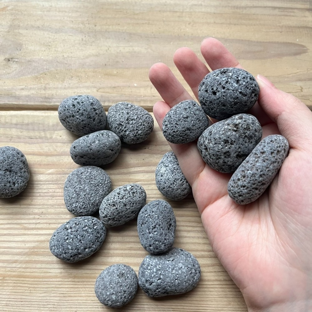 鋪面石 黑火山石 玄武岩碎石 發泡煉石 黑麥飯石 園藝造景 質感鋪面石 盆栽裝飾 多肉介質 1公斤 1公升-細節圖11